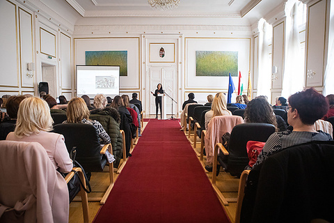 Minap - MINDENKI VÁLHAT HŐSSÉ - AKÁR HÁTRÁNYOS HELYZETBŐL INDULVA IS