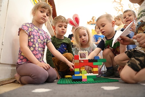 Minap - KÖZELEDIK A BEÍRATÁS IDEJE, DE MÉG VAN IDŐ KÖRÜLNÉZNI NÉHÁNY MISKOLCI ÓVODÁBAN