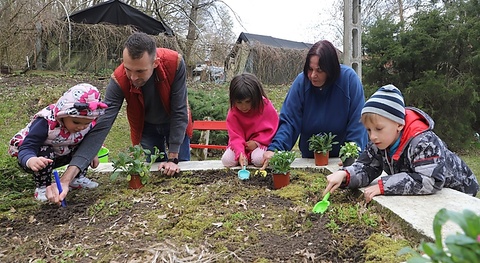 Minap - VIRÁGOK VILMÁNAK A VÍZ VILÁGNAPJÁN Minap - VIRÁGOK VILMÁNAK A VÍZ VILÁGNAPJÁN